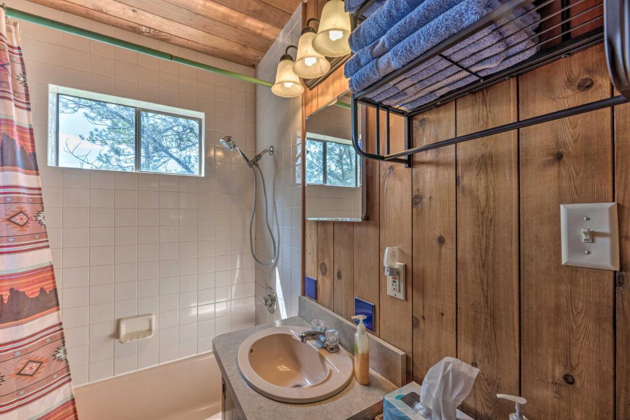 Quiet Retreat With Hot Tub - 16 Miles To Ski Apache! Ruidoso Buitenkant foto